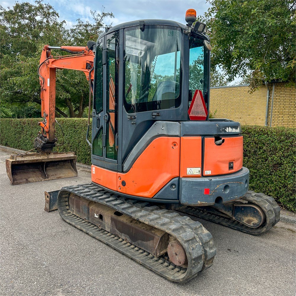hitachi zx50 u 2 – 5t – 7 190 h – 2007