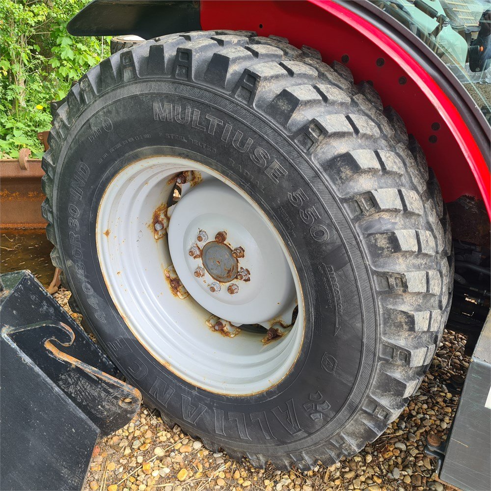 massey ferguson 3625 – 69 ch – 2013 – 3 448 h