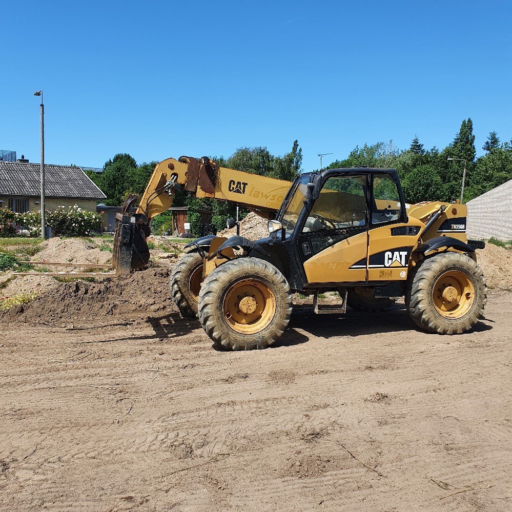 caterpillar th350b – 11 m – 3 450 h – 2004