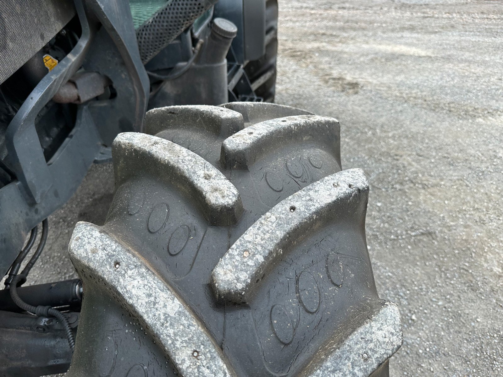 deutz fahr agroplus 410 dt 95 ch 1 698 h 2013