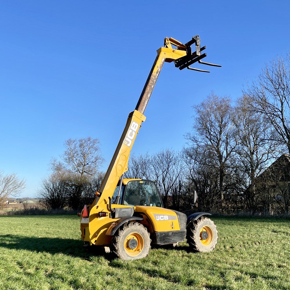 jcb 531 70 – 7 m – 2 179 h – 2010