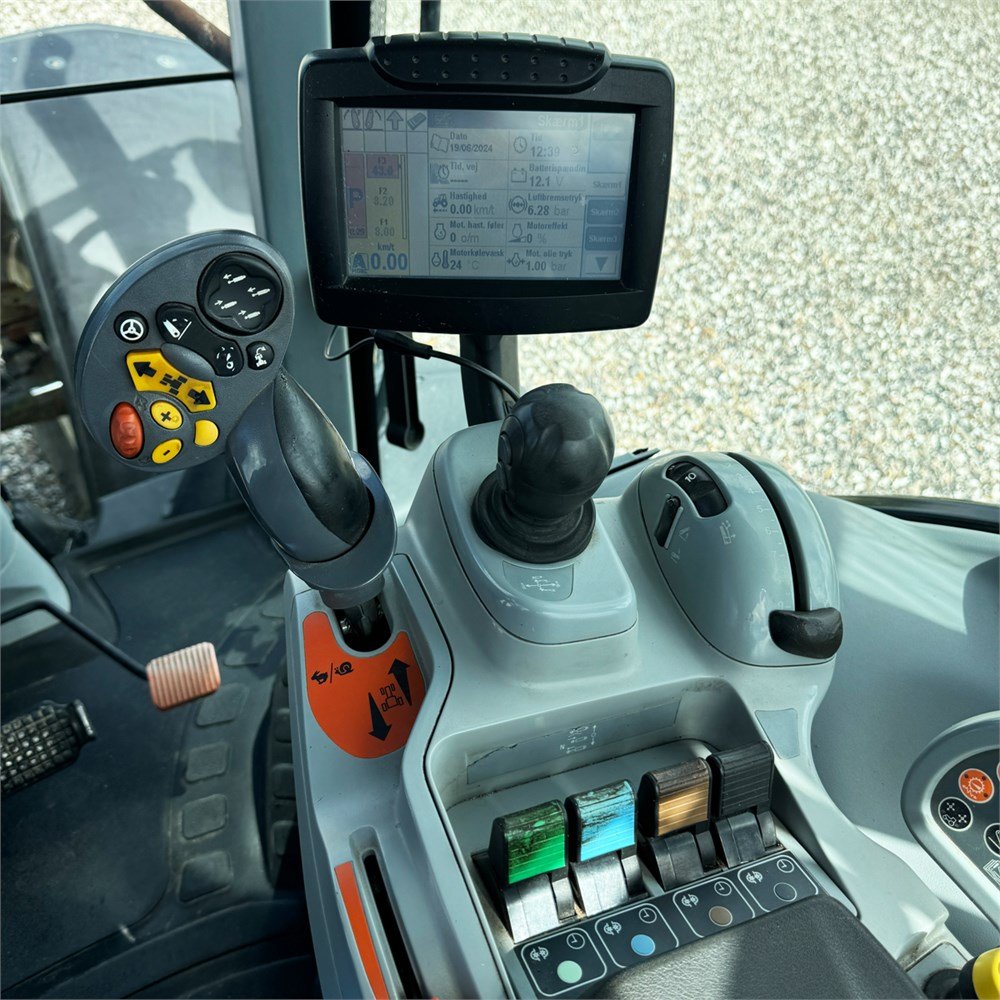 new holland t 7.250 auto command – 200 ch – 2012 – 7 775 h