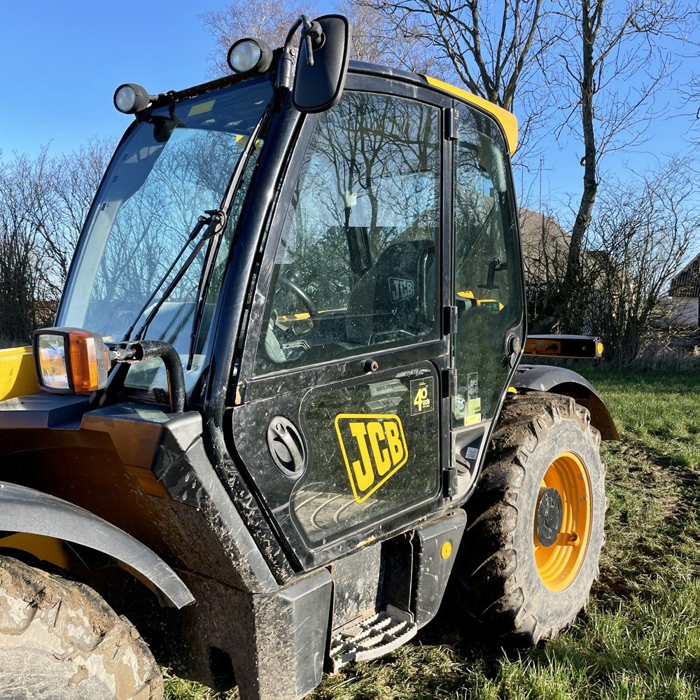 jcb 531 70 – 7 m – 2 179 h – 2010