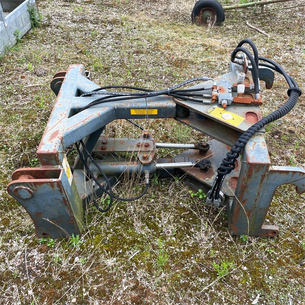 new holland lm 1740 – 17 m – 5 200 h – 2003