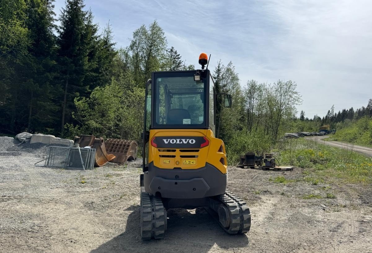 volvo ecr25d 2t7 891 h 2017