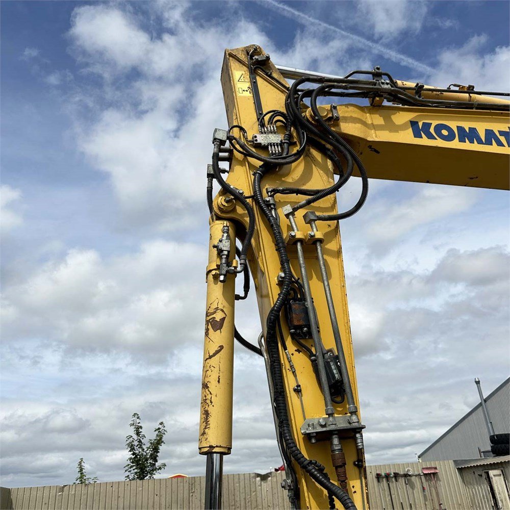 komatsu pc88mr 8 8t8 5 250 h 2014
