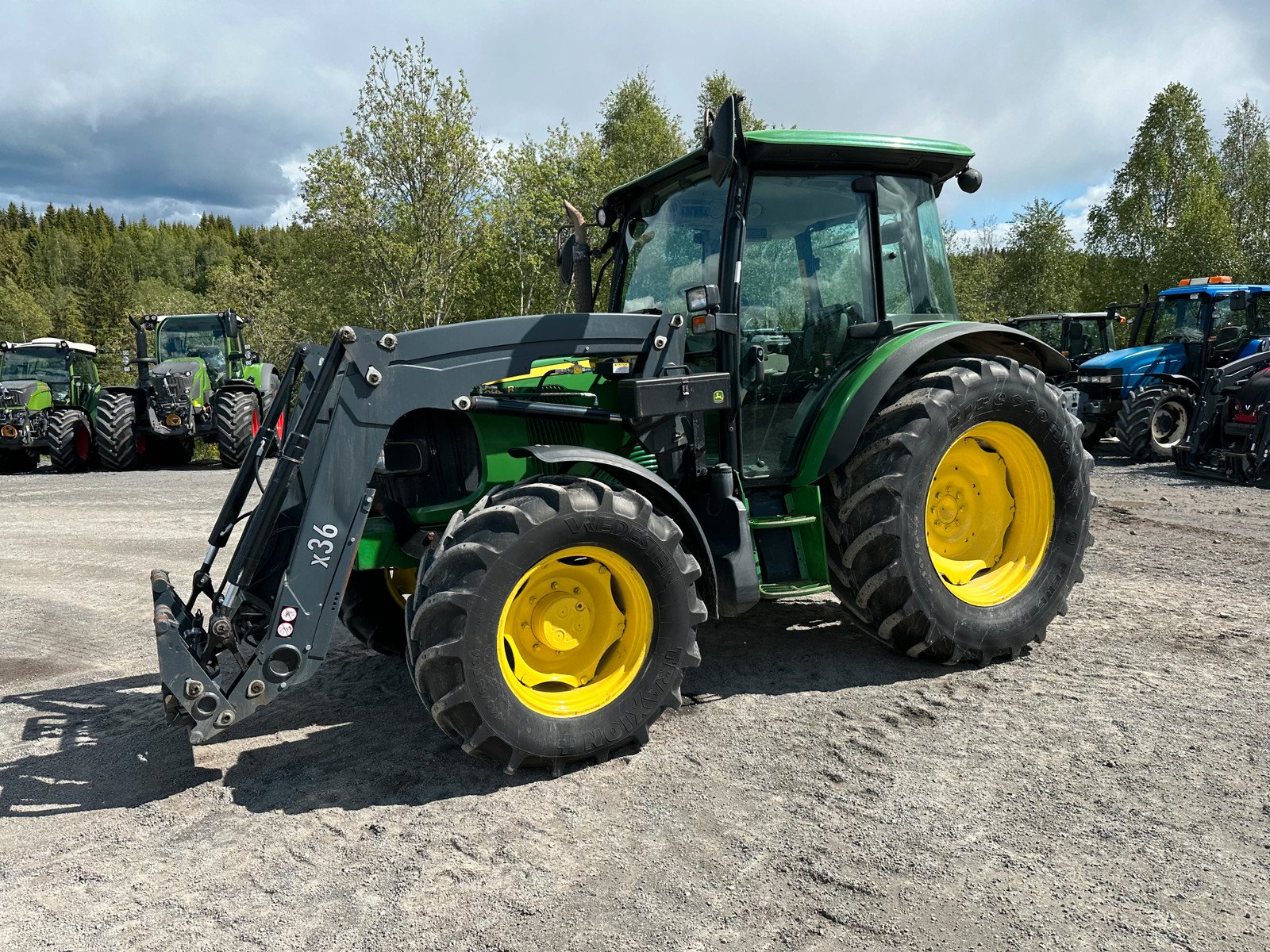 john deere 5090r – 98 ch – 3 985 h – 2009
