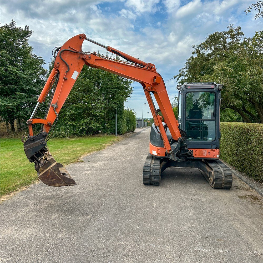 hitachi zx50 u 2 – 5t – 7 190 h – 2007