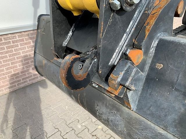 yanmar sv100 2pb – 10t3 – 2 400 h – 2019