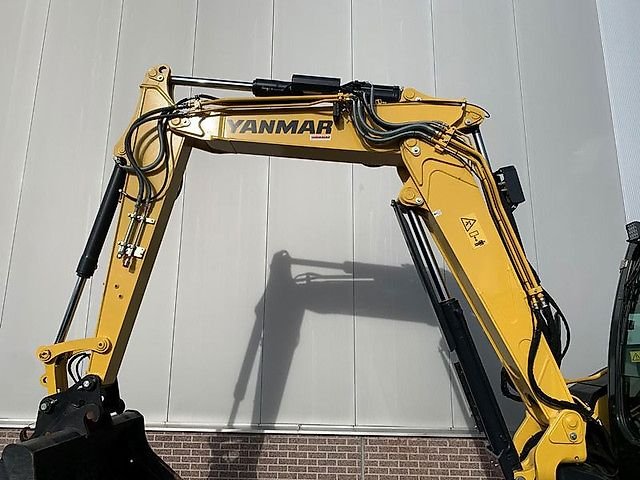 yanmar sv100 2pb – 10t3 – 2 400 h – 2019