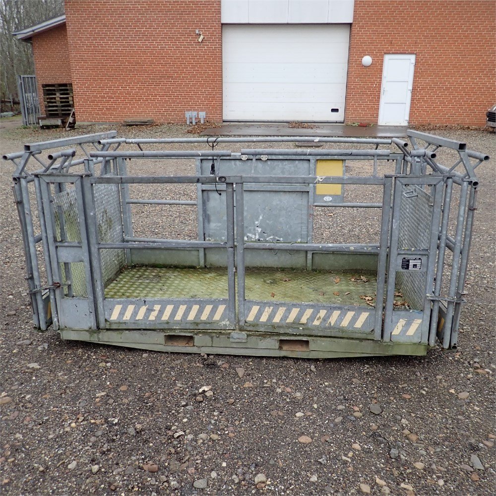 manitou mt 1340 slt ultra – 13 m – 4 450 h – 2005