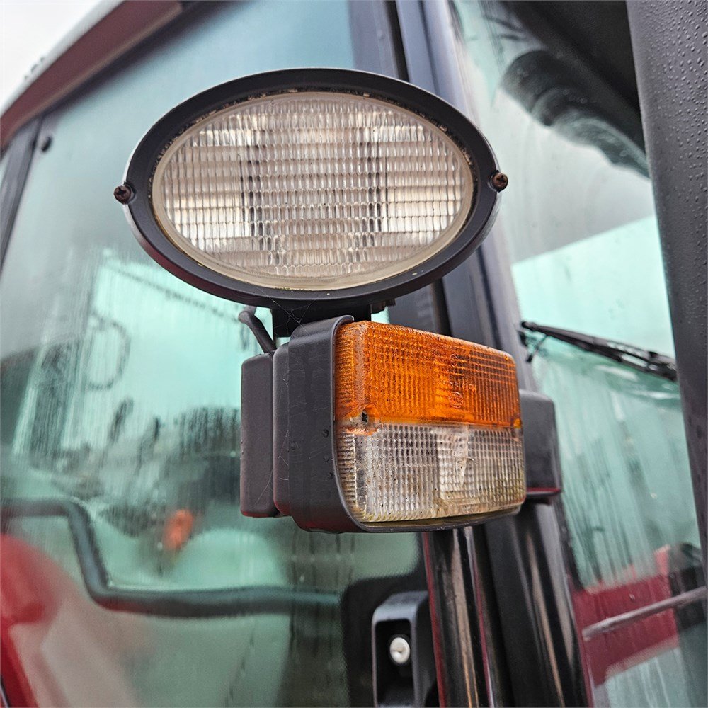 massey ferguson 6465 dyna 6 – 120 ch – 8 053 h – 2006