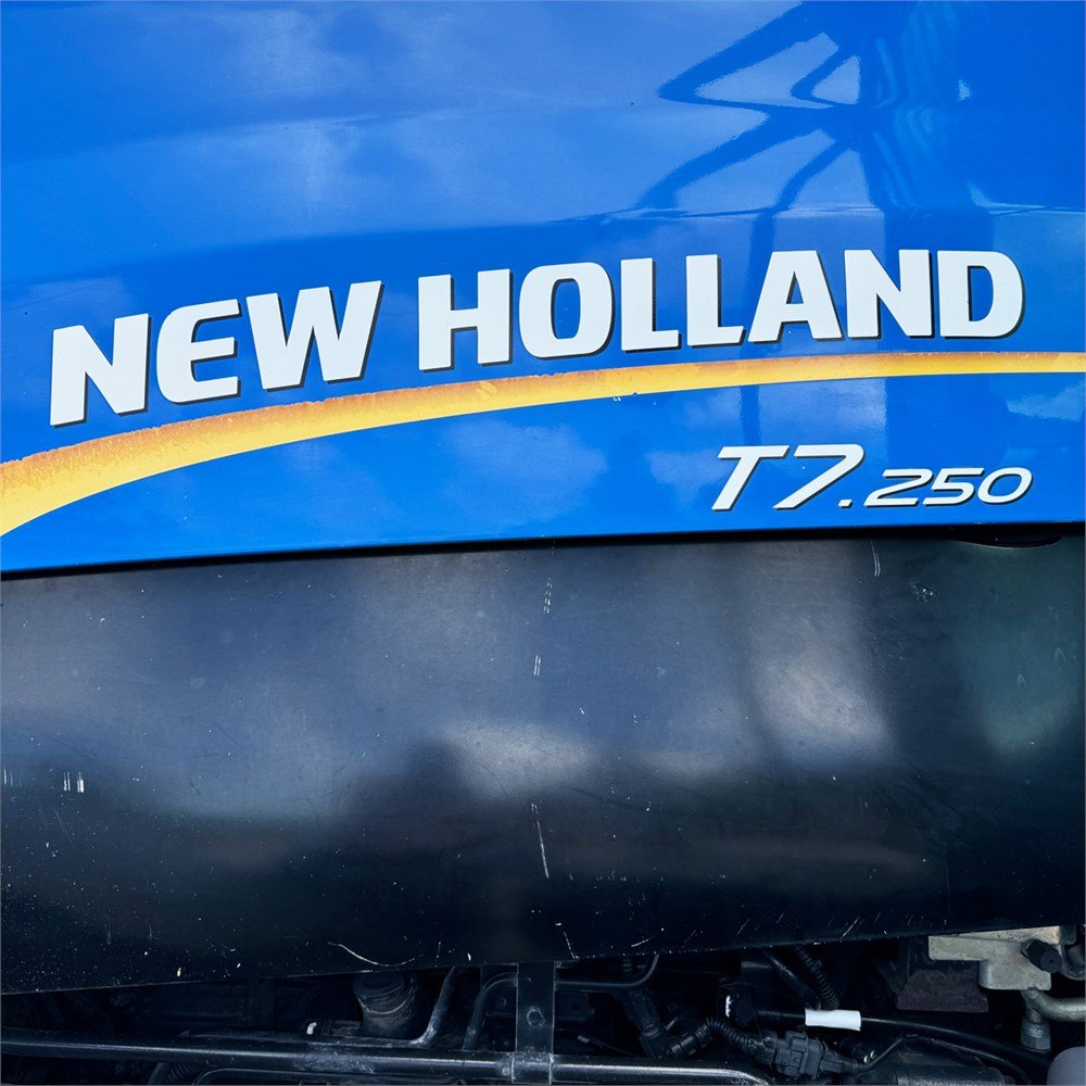 new holland t 7.250 auto command – 200 ch – 2012 – 7 775 h
