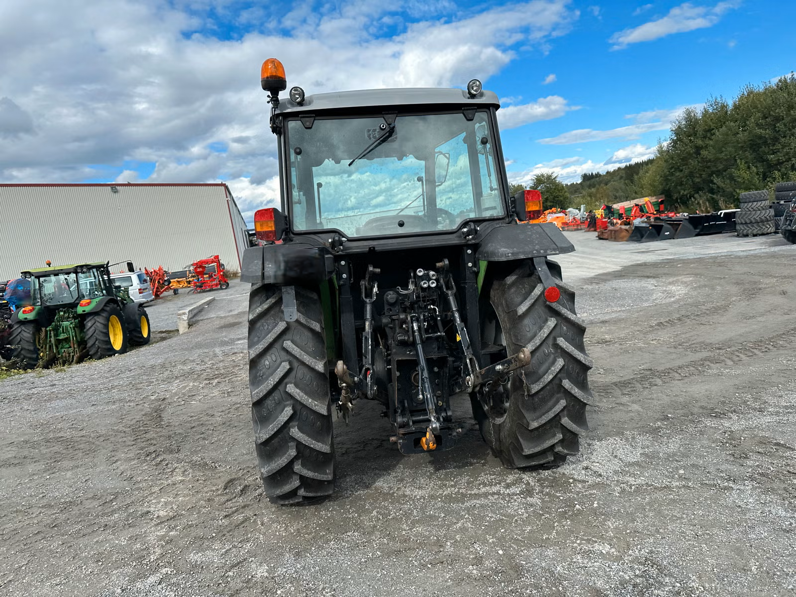 deutz fahr agrolux 310 – 62 ch – 2 020 h – 2013