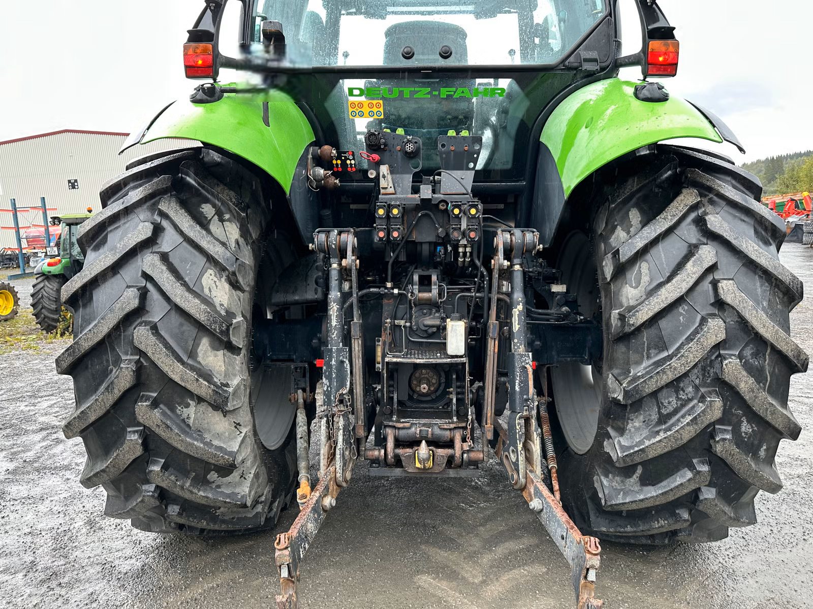 deutz fahr agrotron 108 – 118 ch – 6 298 h – 2005