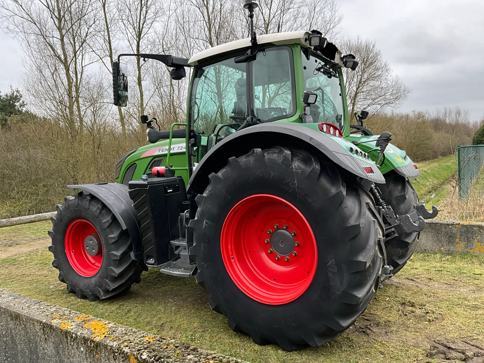 fendt 724 vario profiplus – 245 ch – 2017 – 5 775 h