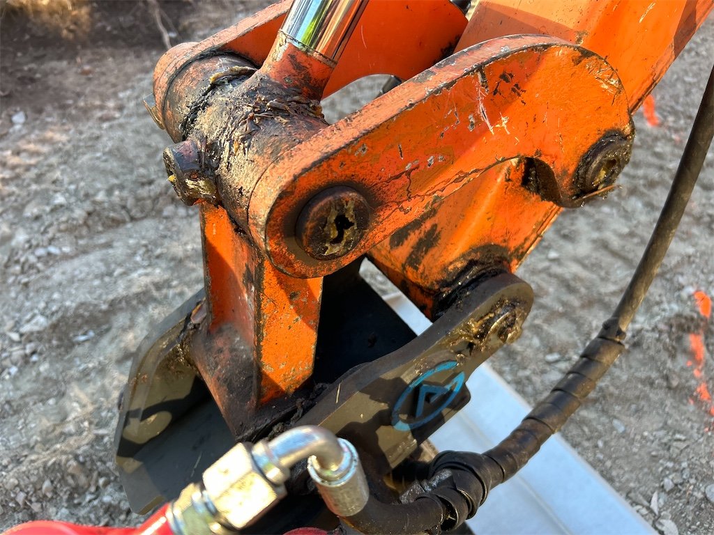 hitachi zx30u 2 – 3t2 – 2 778 h – 2009