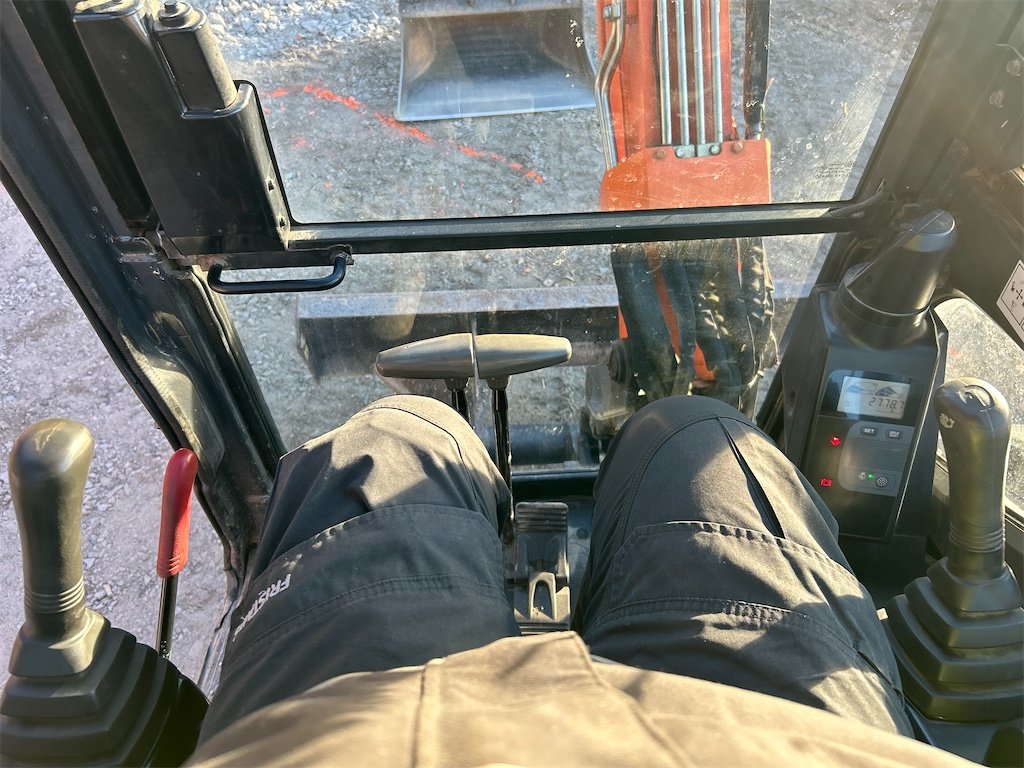 hitachi zx30u 2 – 3t2 – 2 778 h – 2009