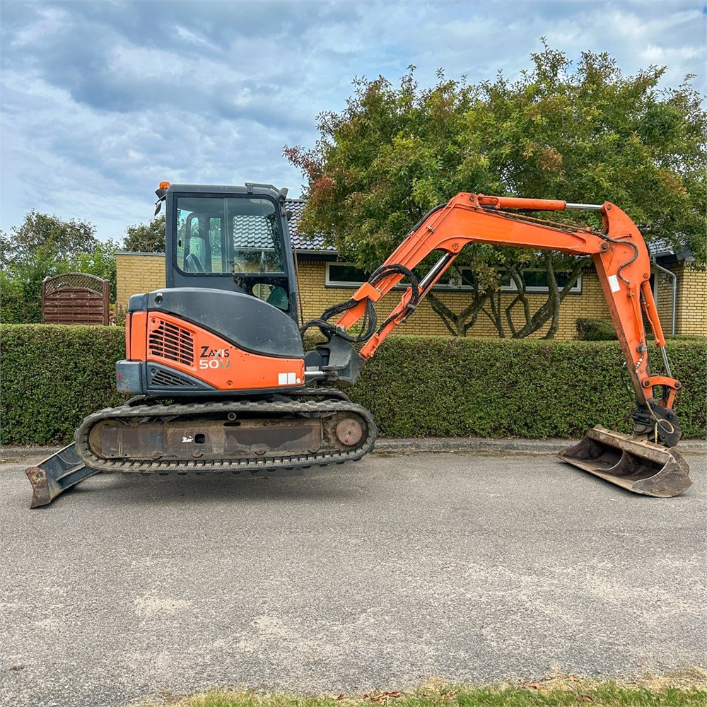 hitachi zx50 u 2 – 5t – 7 190 h – 2007