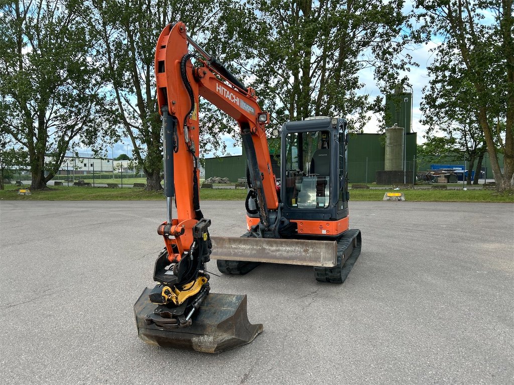 hitachi zx52u 5t5 5 541 h 2010