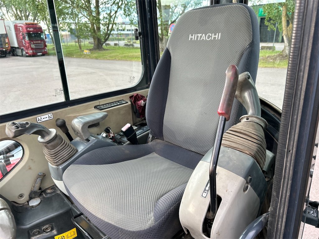 hitachi zx52u 5t5 5 541 h 2010