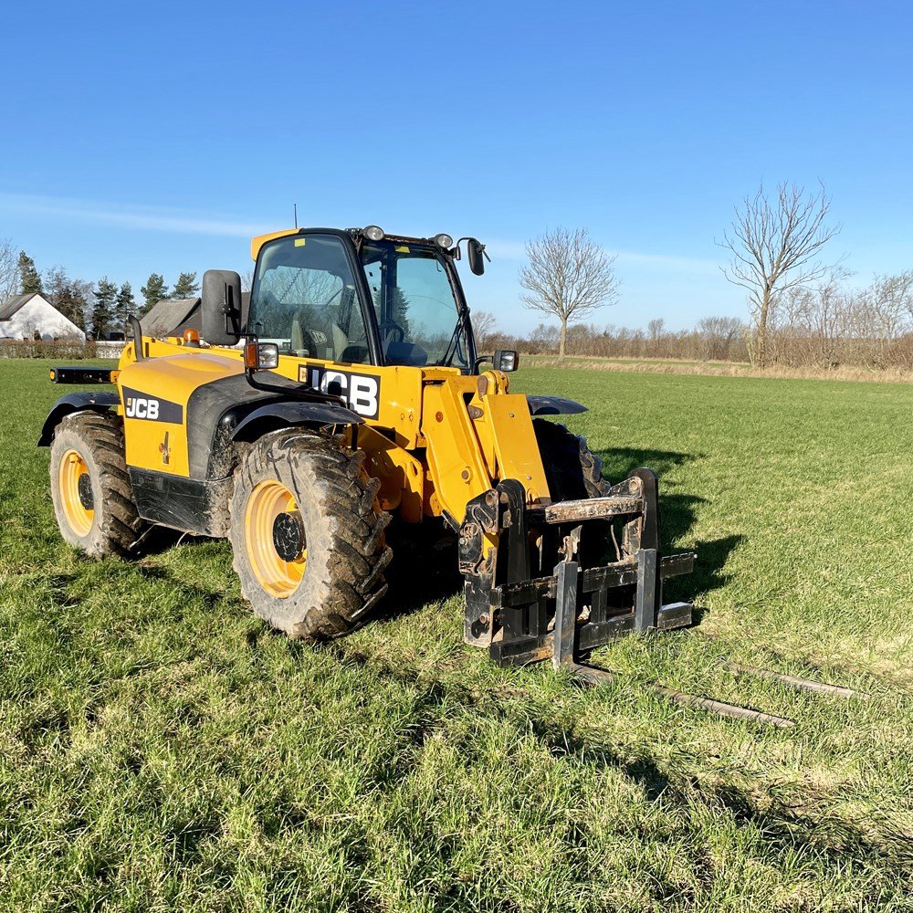 jcb 531 70 – 7 m – 2 179 h – 2010