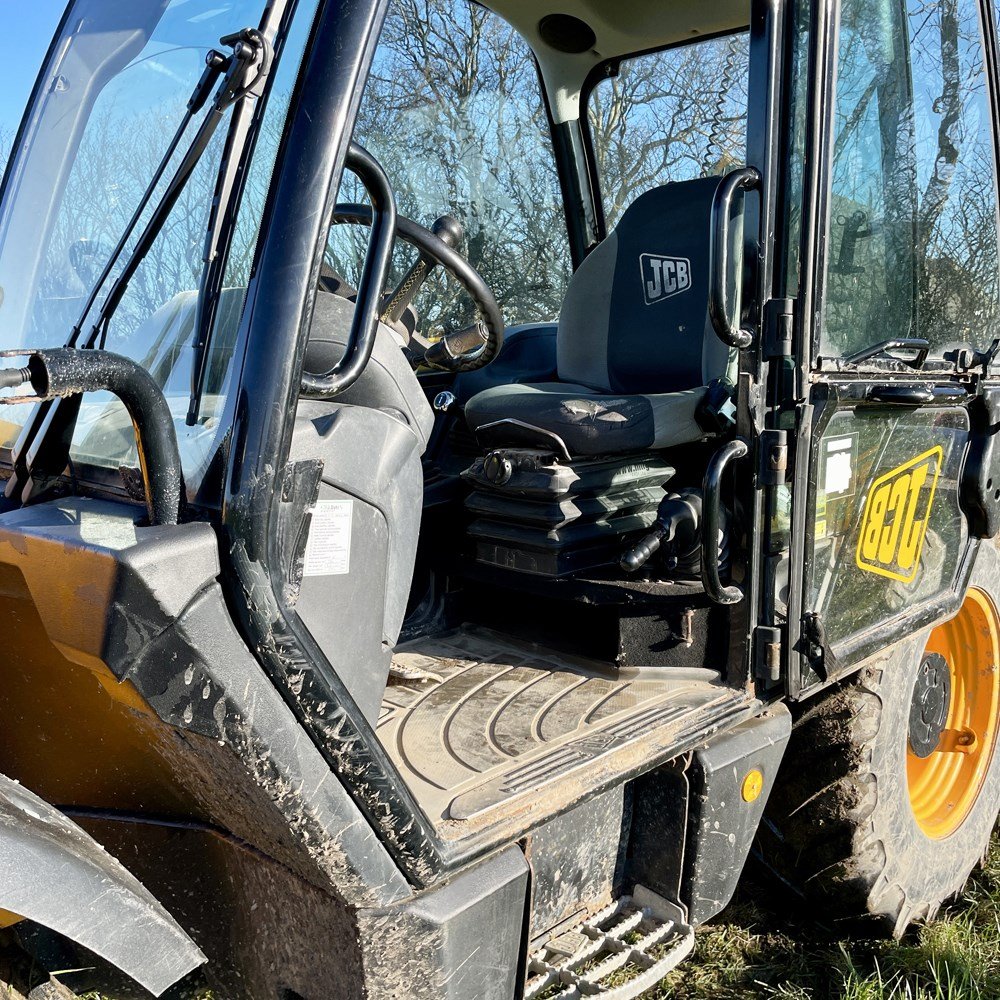 jcb 531 70 – 7 m – 2 179 h – 2010