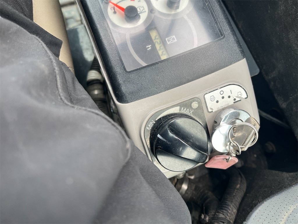 komatsu pc55mr 3 – 5t4 – 4 244 h – 2014