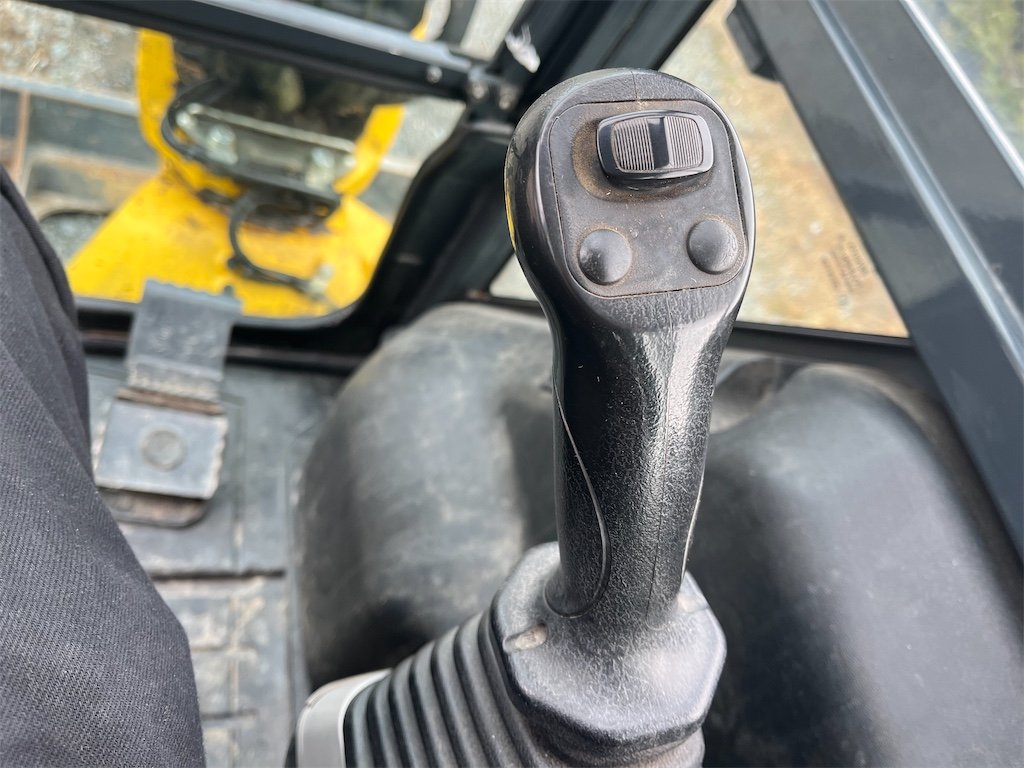 komatsu pc55mr 3 – 5t4 – 4 244 h – 2014