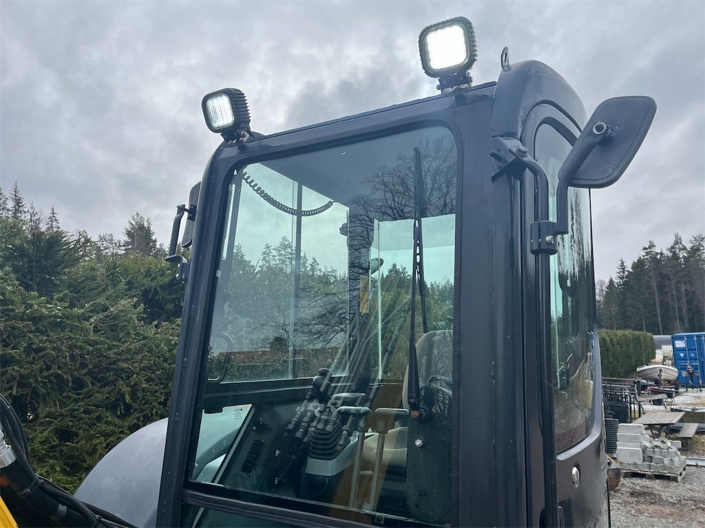 komatsu pc55mr 3 – 5t4 – 4 244 h – 2014