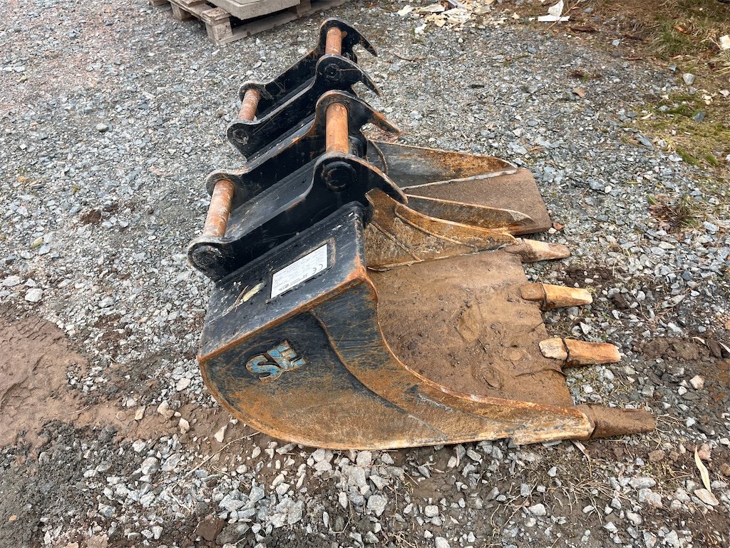 komatsu pc55mr 3 – 5t4 – 4 244 h – 2014