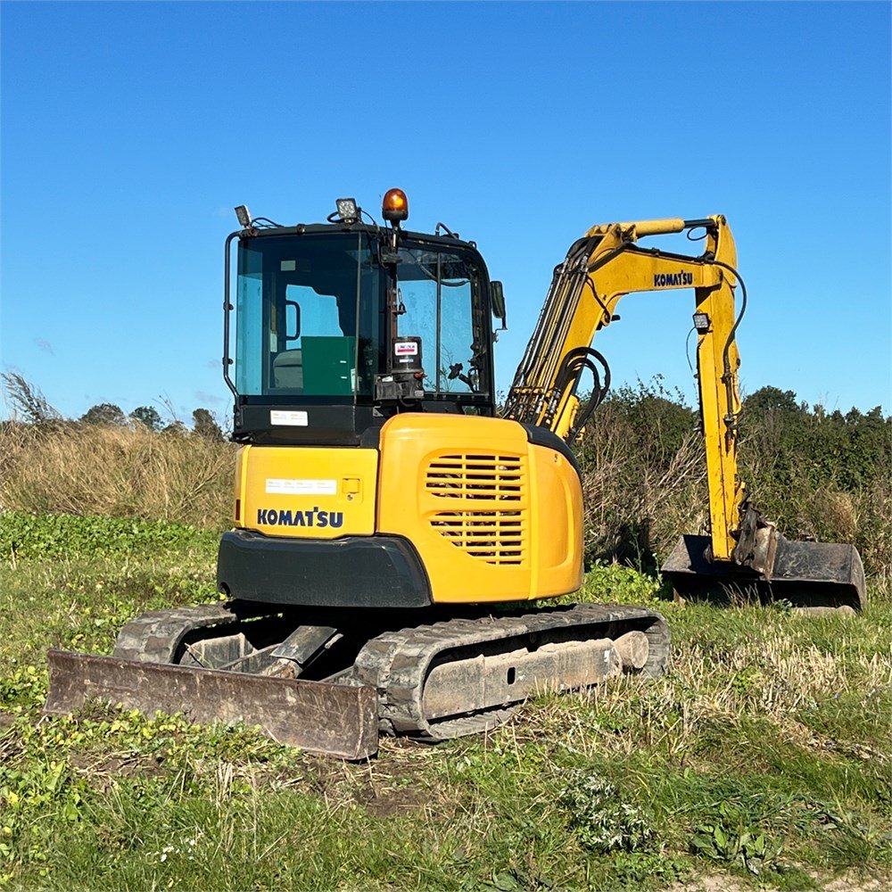 komatsu pc55mr 3 – 5t3 – 4 625 h – 2012