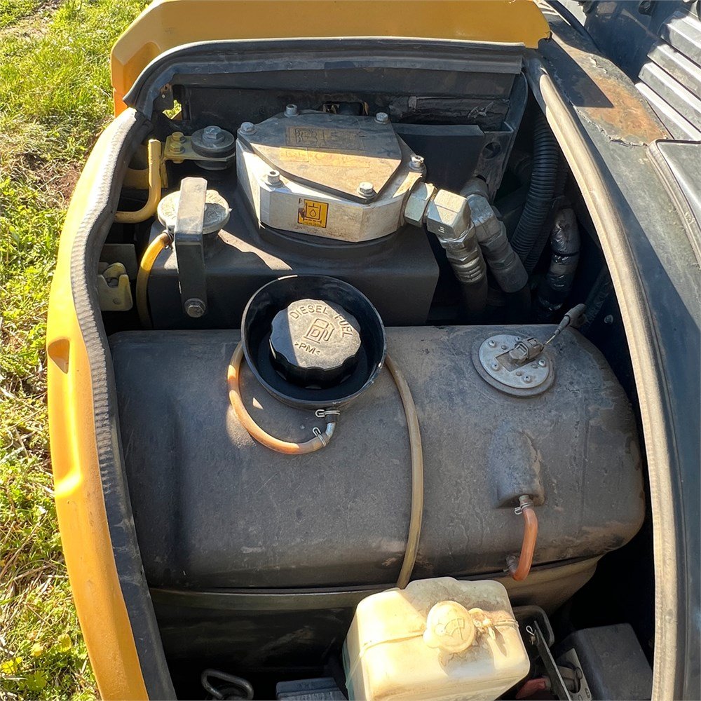 komatsu pc55mr 3 – 5t3 – 4 625 h – 2012