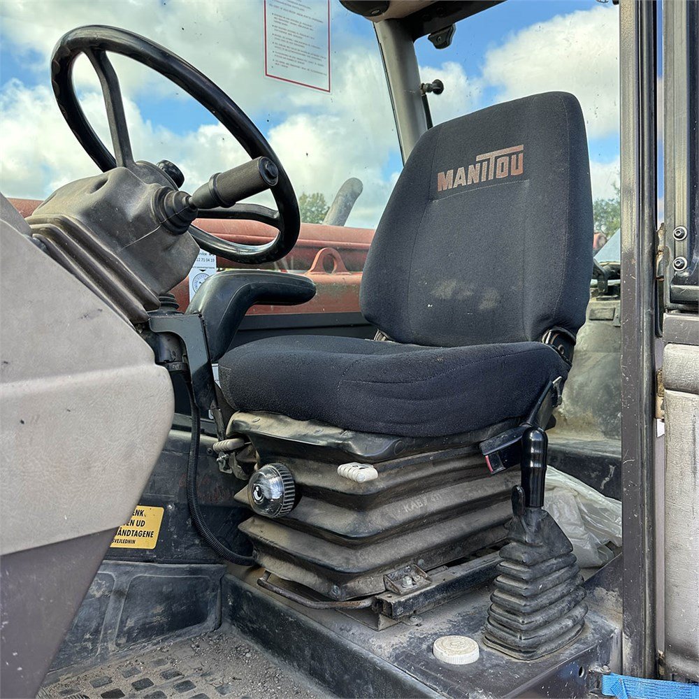 manitou mt 1740 – 17 m – 6 407 h – 2004