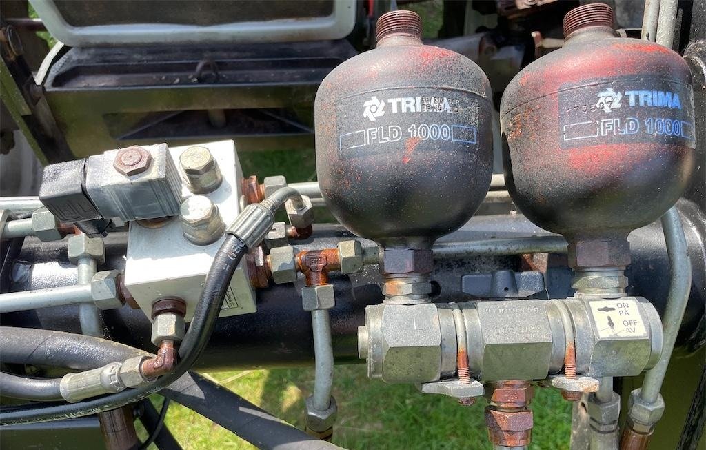 massey ferguson 6150 4wd – 97 ch – 6 437 h – 1998