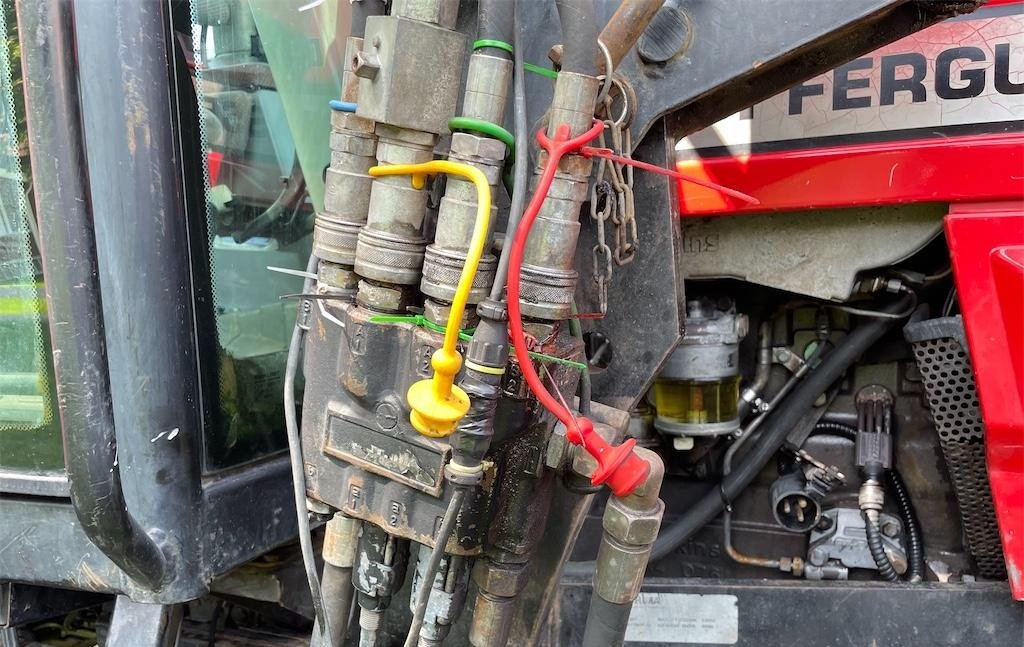 massey ferguson 6150 4wd – 97 ch – 6 437 h – 1998