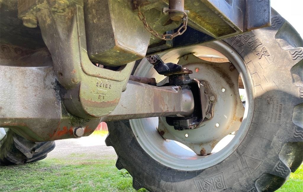 massey ferguson 6150 4wd – 97 ch – 6 437 h – 1998