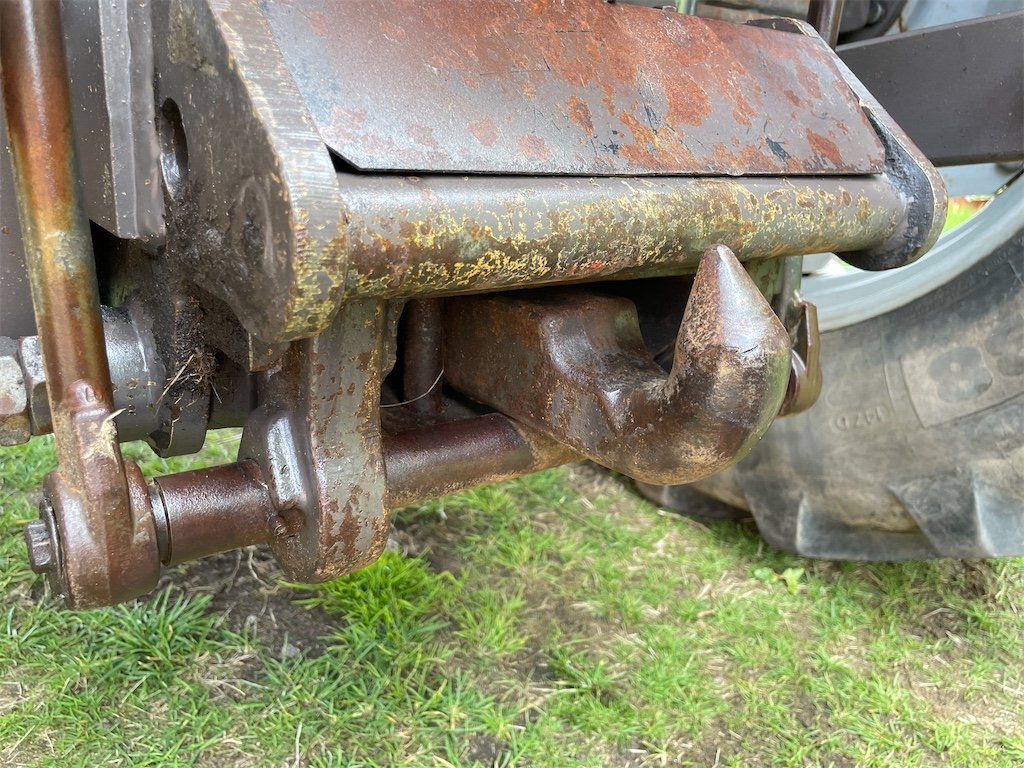 massey ferguson 6150 4wd – 97 ch – 6 437 h – 1998