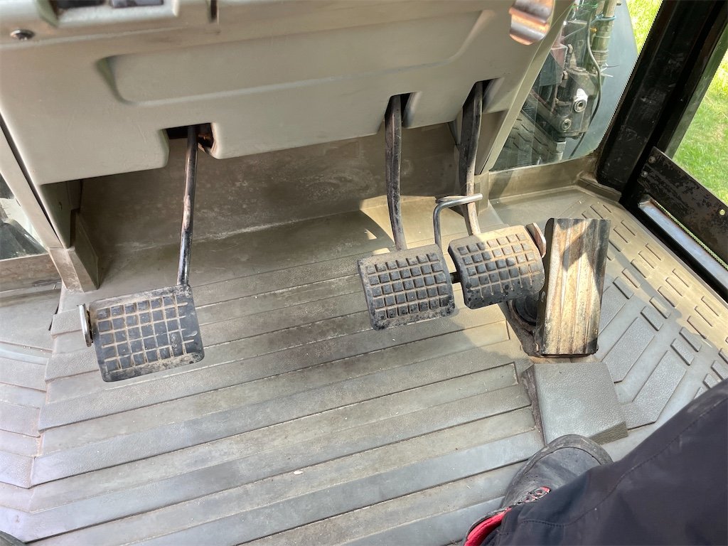 massey ferguson 6150 4wd – 97 ch – 6 437 h – 1998