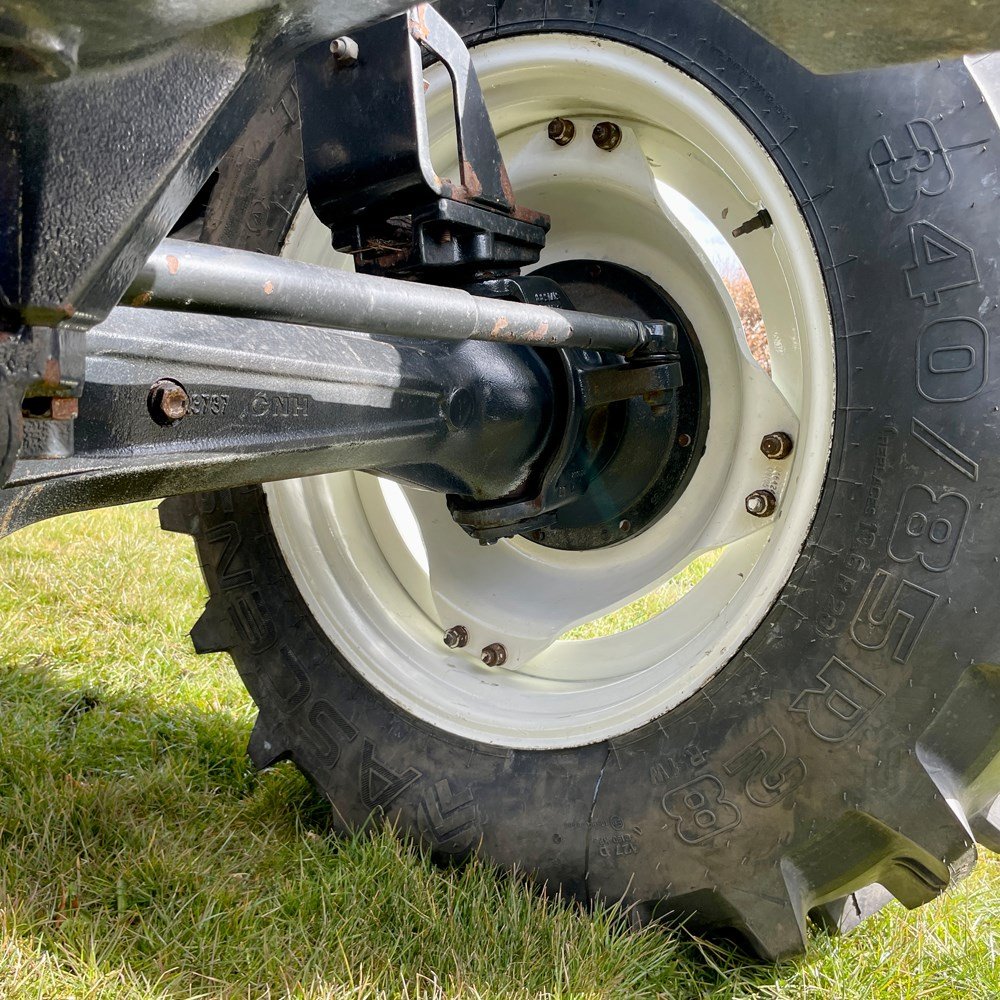 new holland ts100a – 101 ch – 2005 – 4t5 – 6 701 h – chargeur frontal