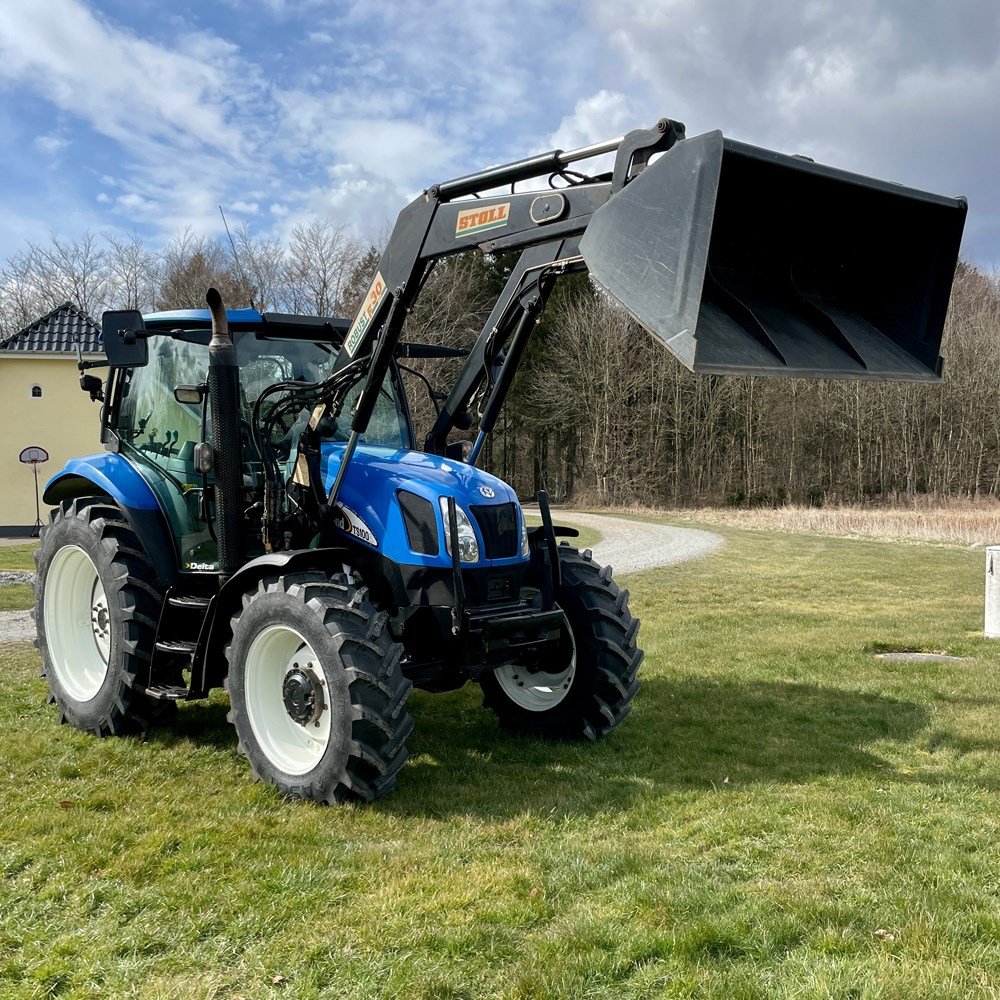 new holland ts100a – 101 ch – 2005 – 4t5 – 6 701 h – chargeur frontal