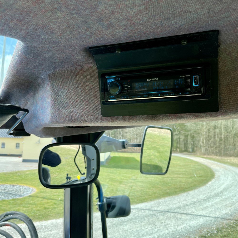 new holland ts100a – 101 ch – 2005 – 4t5 – 6 701 h – chargeur frontal