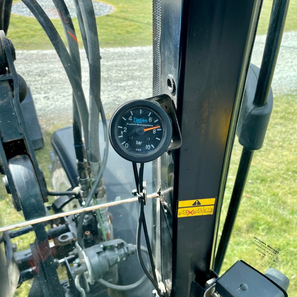 new holland ts100a – 101 ch – 2005 – 4t5 – 6 701 h – chargeur frontal