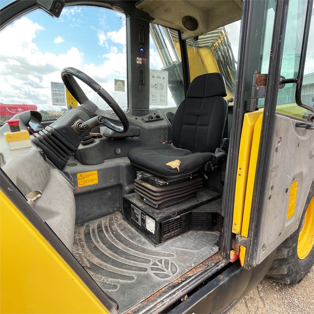 new holland lm 1740 – 17 m – 5 200 h – 2003