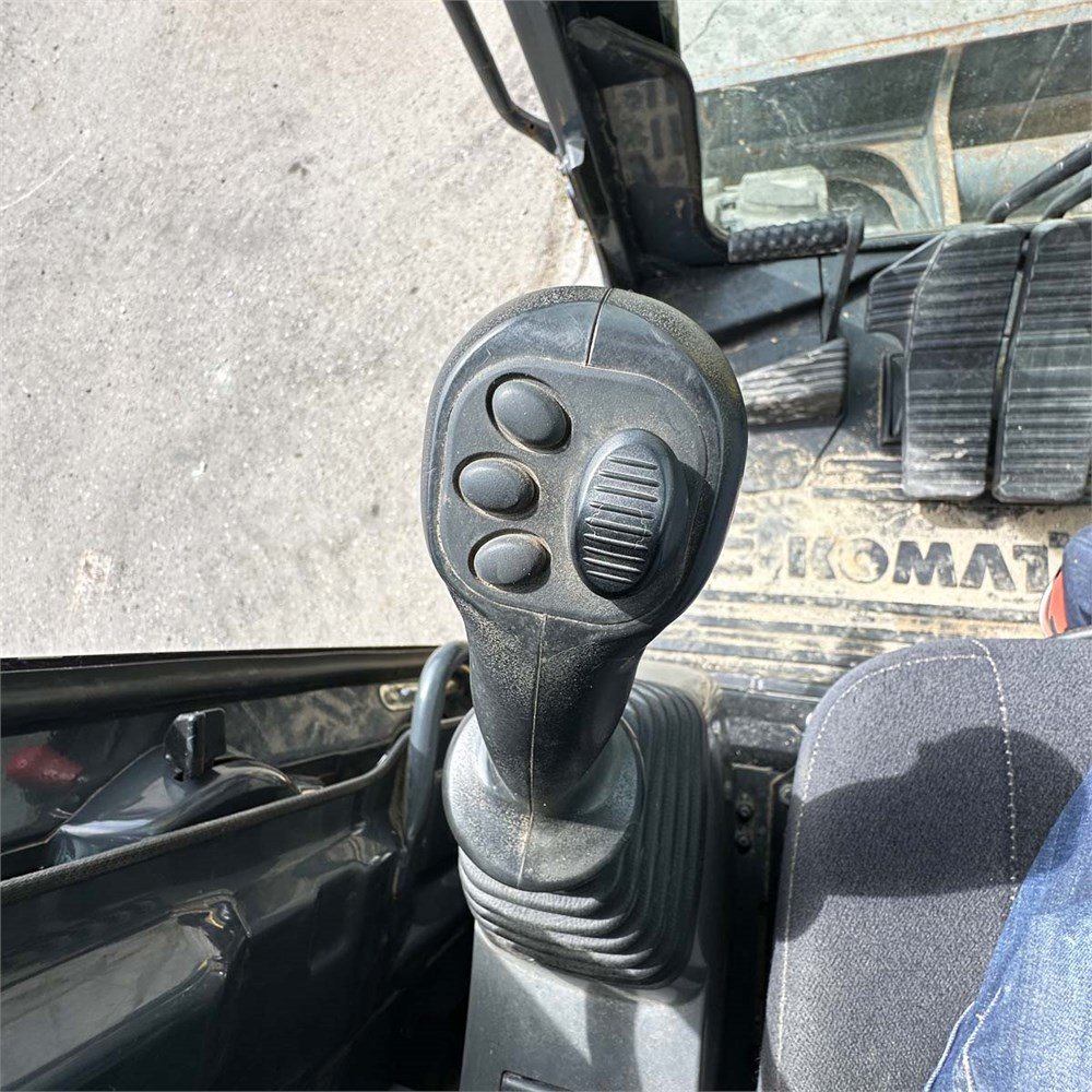 komatsu pc88mr 8 8t8 5 250 h 2014