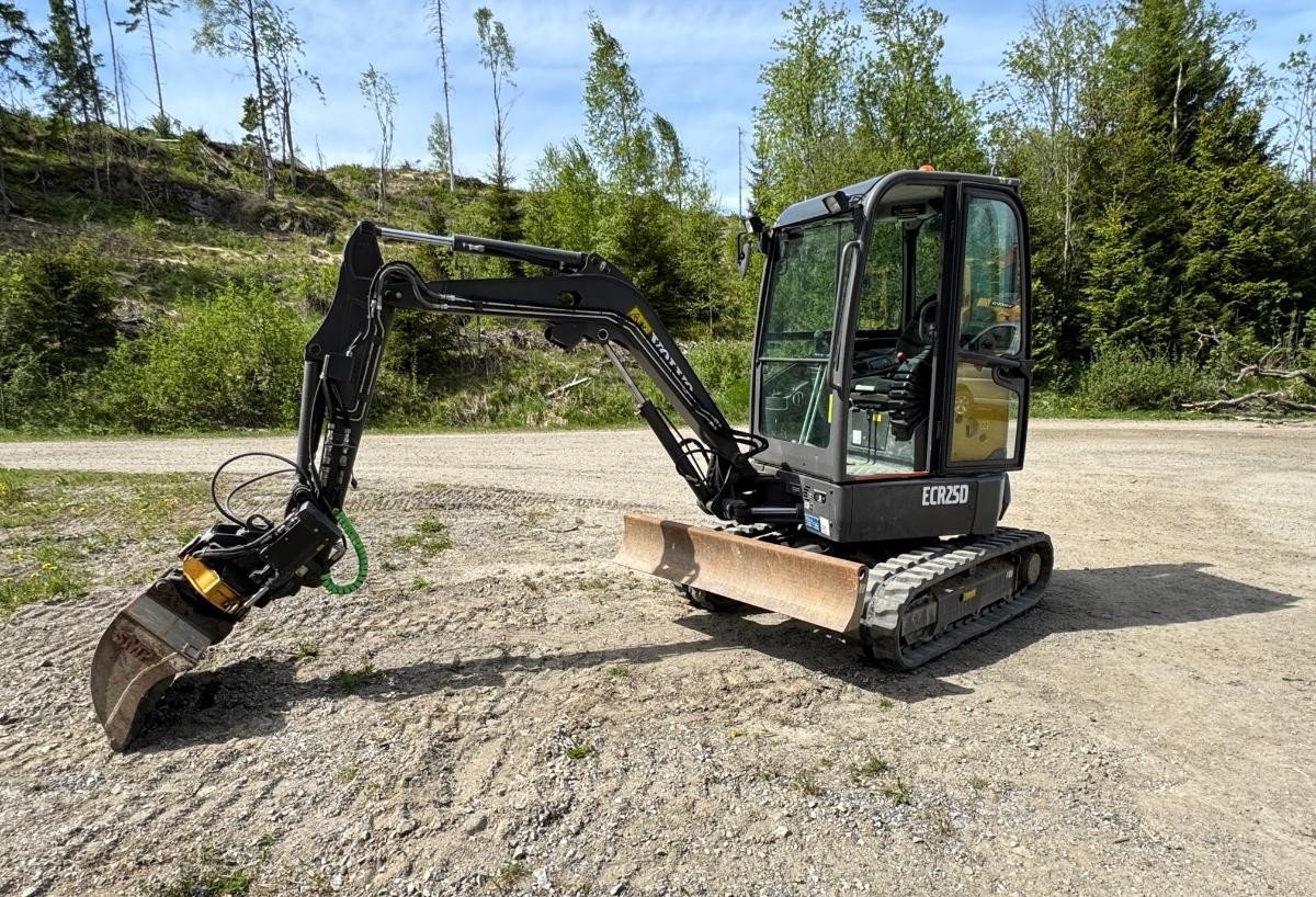 volvo ecr25d 2t7 891 h 2017