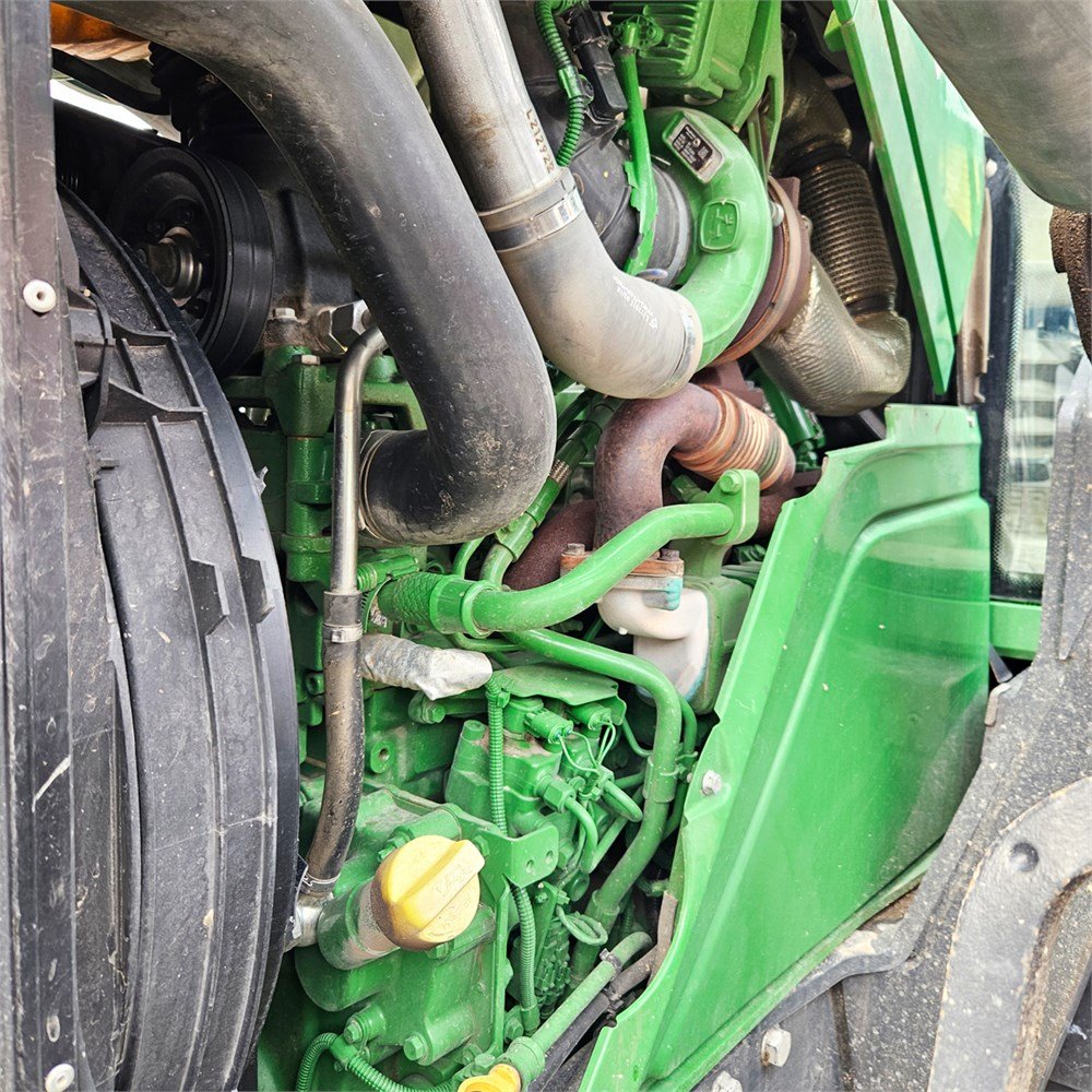 john deere 6155m – 155 ch – 2018 – 2 975 h + chargeur frontal stoltz profil fz 43