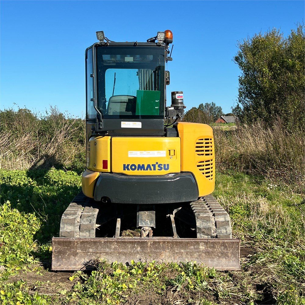 komatsu pc55mr 3 – 5t3 – 4 625 h – 2012