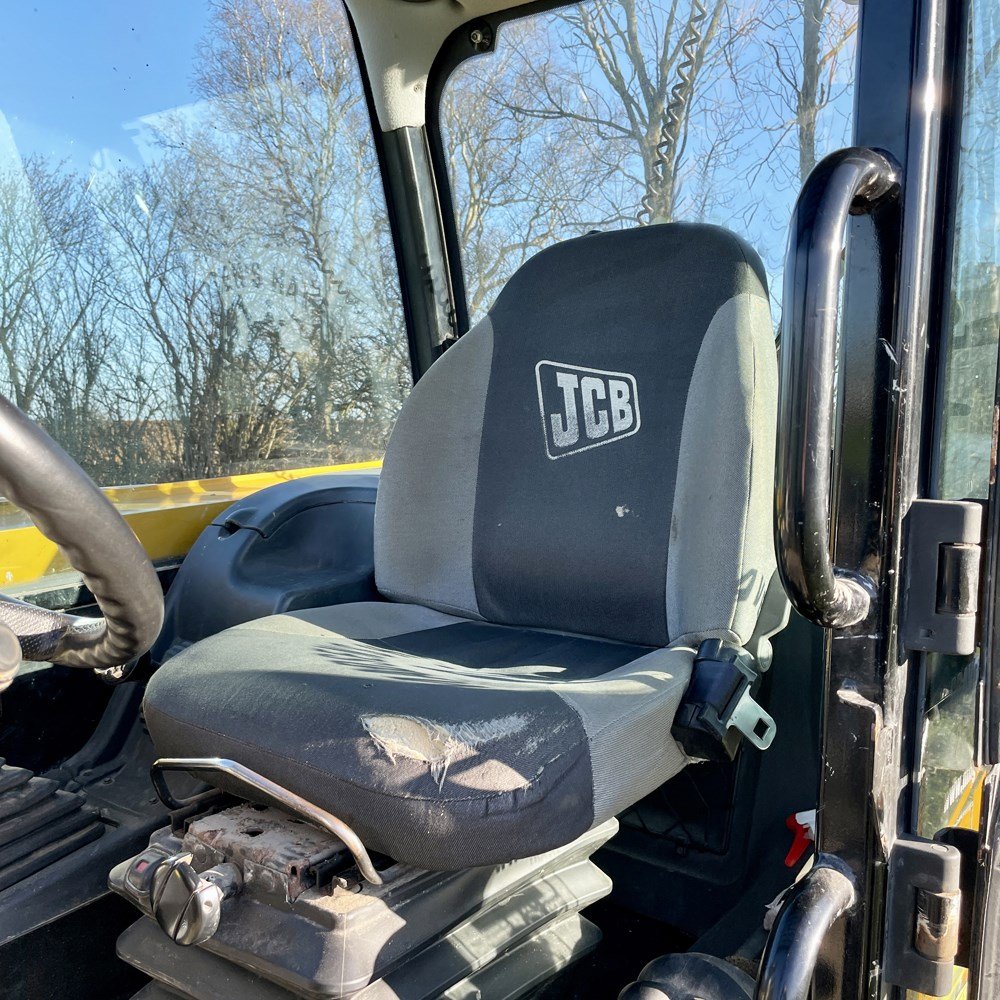 jcb 531 70 – 7 m – 2 179 h – 2010