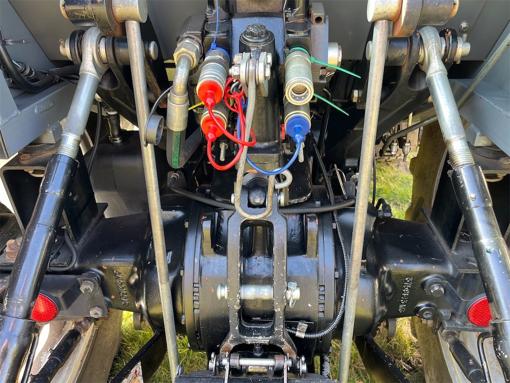 massey ferguson 4335 4 – 79 ch – 2002 – 3 876 h